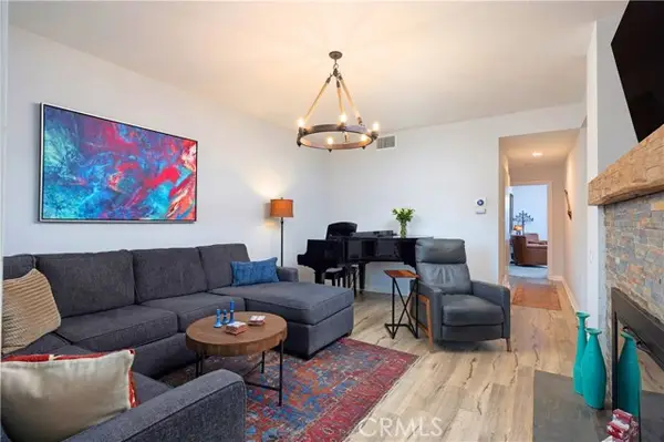 4713 4th Street, Long Beach, CA 90814