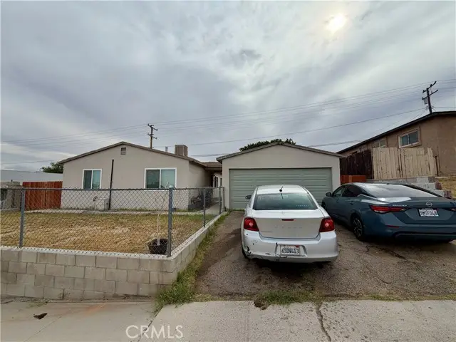 313 Maxine Ave., Barstow, CA 92311 - #1