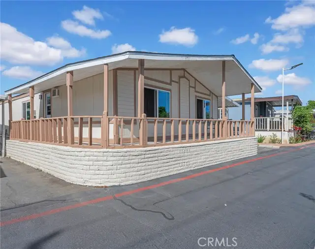 205 Duchess Lane, Santa Ana, CA 92704 - #2