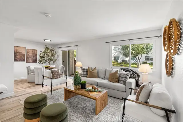 17572 Vandenberg Lane  #4, Tustin, CA 92780 - #2