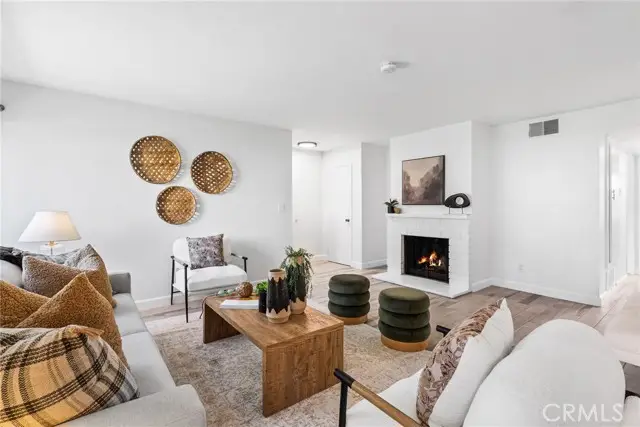 17572 Vandenberg Lane  #4, Tustin, CA 92780 - #3