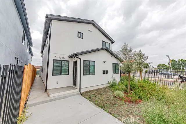 10424 Graham Avenue, Los Angeles, CA 90002 - #1