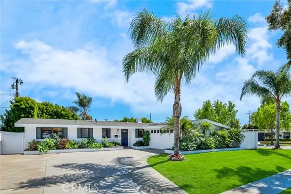 3076 Samoa Place, Costa Mesa, CA 92626