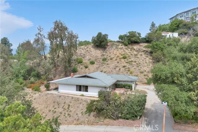 3737 San Augustine, Glendale, CA 91206 - #2