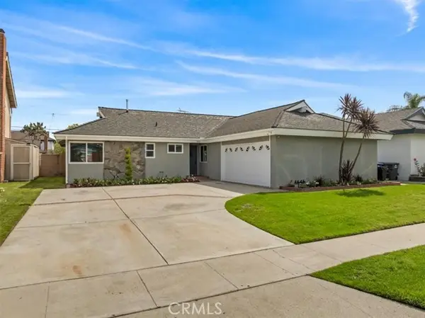 11852 Reagan Street, Los Alamitos, CA 90720