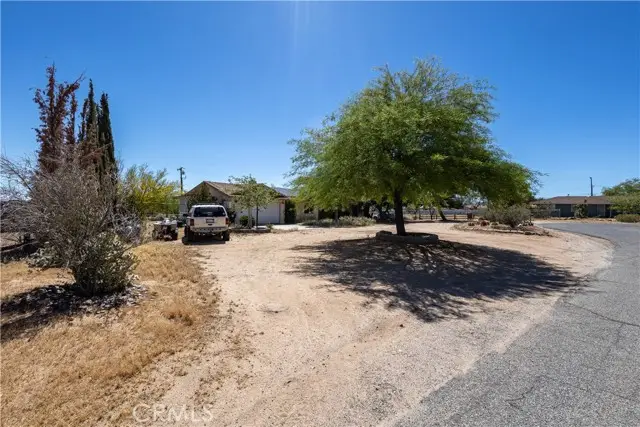 3809 Hanford, Yucca Valley, CA 92284 - #3