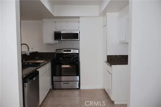 8847 Willis Avenue  #9, Panorama City, CA 91402 - #1