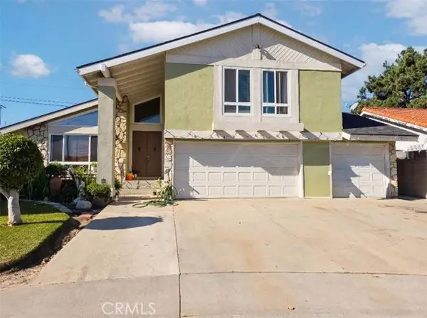 2818 Deegan, Santa Ana, CA 92704