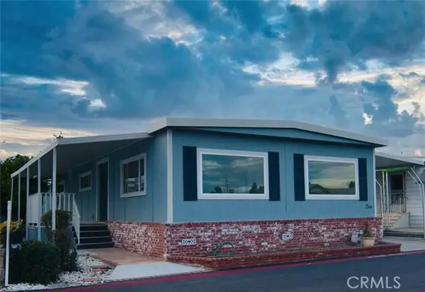 9850 Garfield Avenue  #5, Huntington Beach, CA 92646