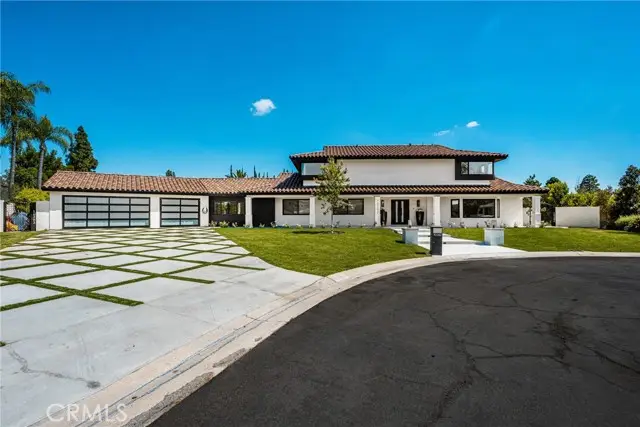 10282 OLD LAMPLIGHTER Lane, Villa Park, CA 92861 - #3