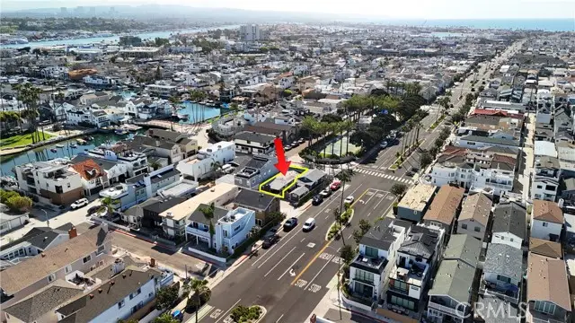 207 38th Street, Newport Beach, CA 92663 - #2