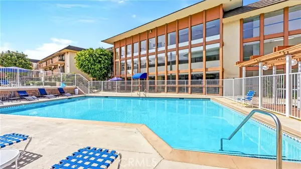 5585 Pacific Coast  #230, Long Beach, CA 90804