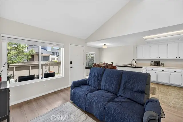 1363 Schooner, Anaheim, CA 92801 - #3