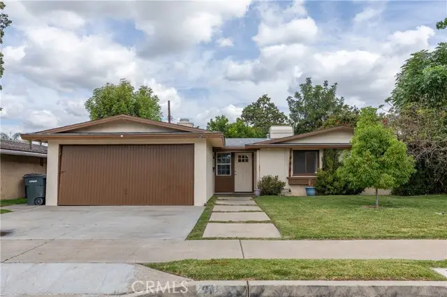 2027 Arbor Way, Orange, CA 92868 - #2