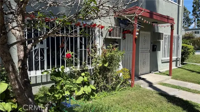 2101 Pacific, Santa Ana, CA 92704 - #1