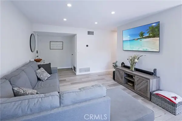 971 Idaho  #10, La Habra, CA 90631