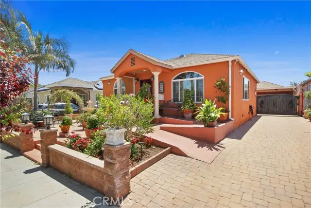 3950 De Ora, Long Beach, CA 90815 - #1