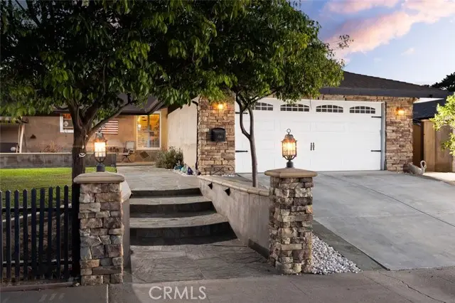 840 Glendora Avenue, Orange, CA 92865 - #2