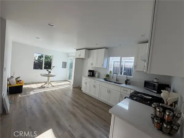 1621 Diamond, Santa Ana, CA 92704