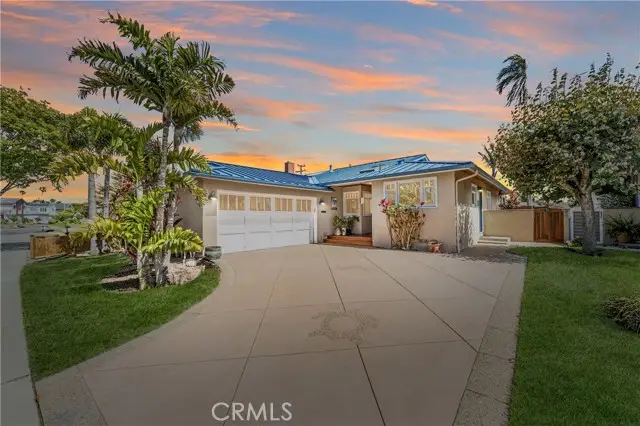 800 Driftwood Avenue, Seal Beach, CA 90740 - #1