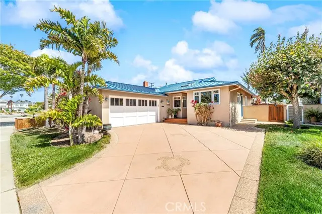 800 Driftwood Avenue, Seal Beach, CA 90740 - #2