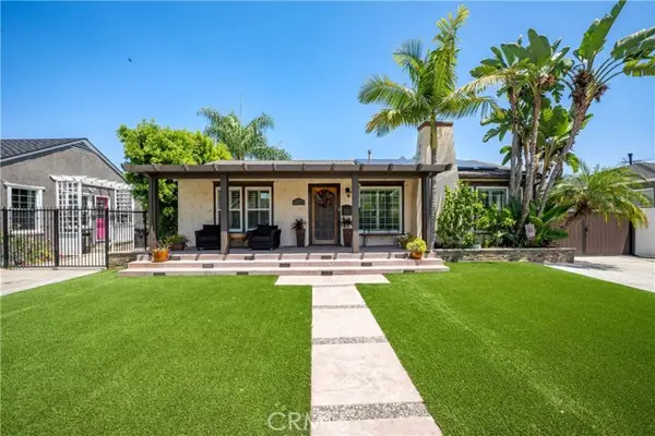 3424 Montair Avenue, Long Beach, CA 90808