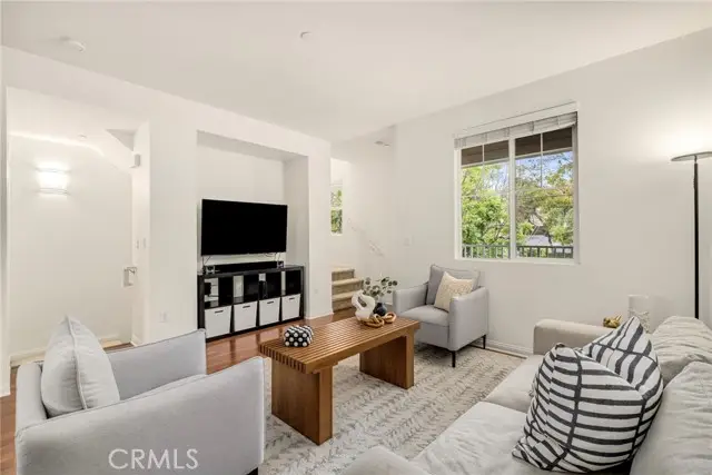 118 Orange Avenue, Brea, CA 92821 - #3