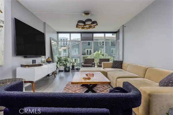 411 Seaside Way  #302, Long Beach, CA 90802