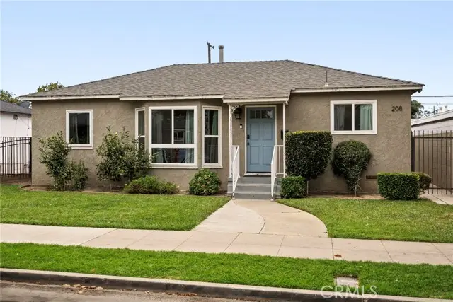208 67th Street, Long Beach, CA 90805 - #2