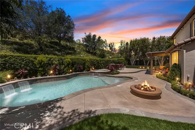 1049 Summer Breeze, Anaheim, CA 92808 - #1