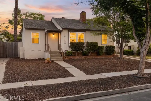 4558 Pasadena Avenue, Long Beach, CA 90807 - #1