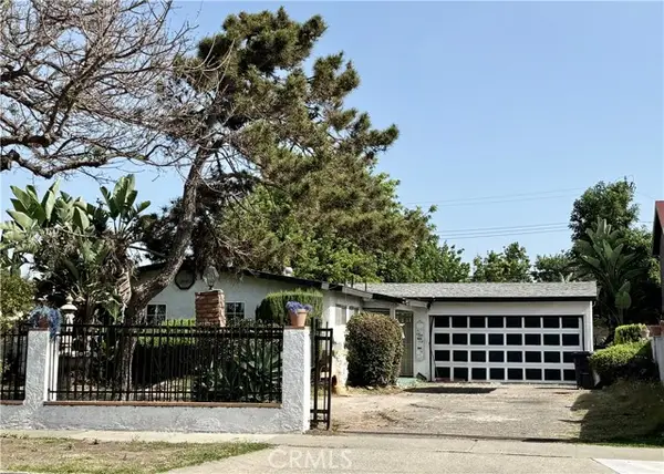 2205 9th St, Santa Ana, CA 92703