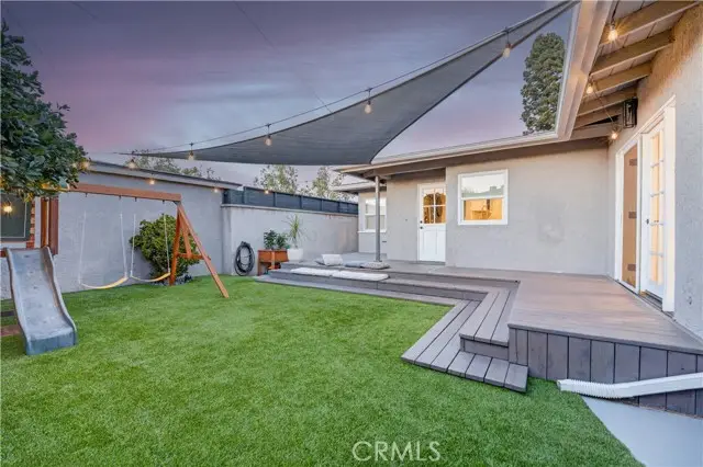 2719 Nipomo Avenue, Long Beach, CA 90815 - #2