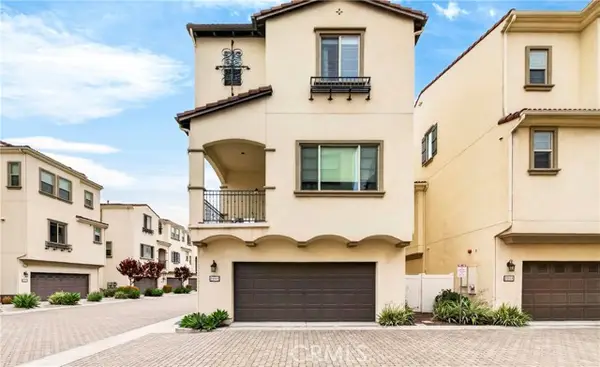2242 Anacasa, Anaheim, CA 92804
