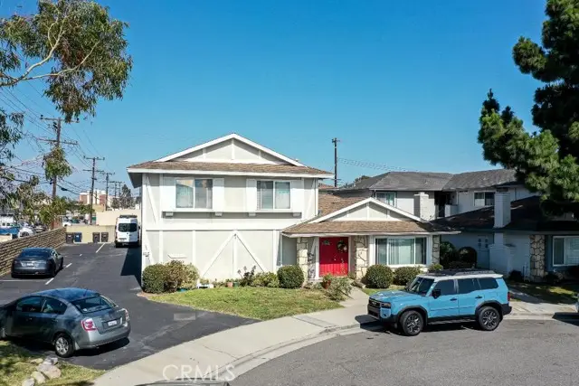 17882 Baron Circle, Huntington Beach, CA 92647 - #1