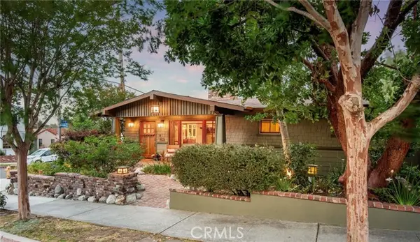 298 Granada Avenue, Long Beach, CA 90803