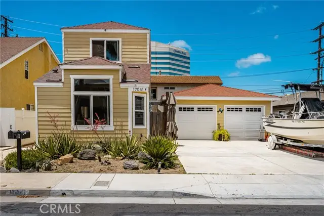14041 B, Huntington Beach, CA 92647 - #2