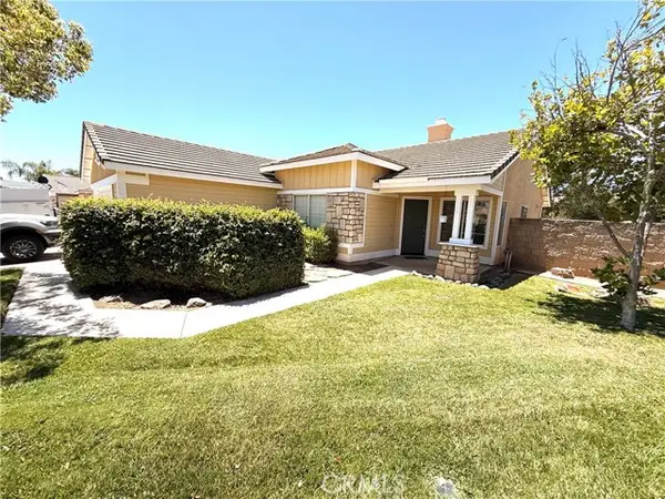 35779 Lourdes Drive, Winchester, CA 92596