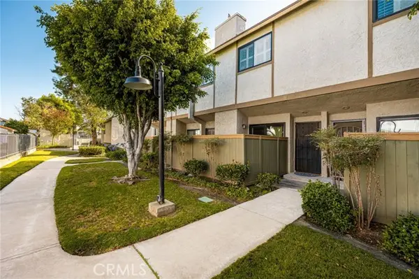 2000 Palmyra  #10, Orange, CA 92868