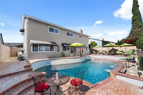 996 Northwood Ave, Brea, CA 92821