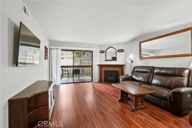 2101 21st  #102, Signal Hill, CA 90755 - #1