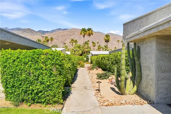 1111 E Ramon  #103, Palm Springs, CA 92264