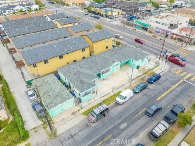 7527 Hoover Street, Los Angeles, CA 90044 - #2