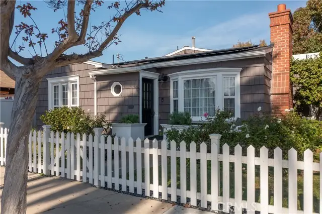 4141 Theresa Street, Long Beach, CA 90814 - #3