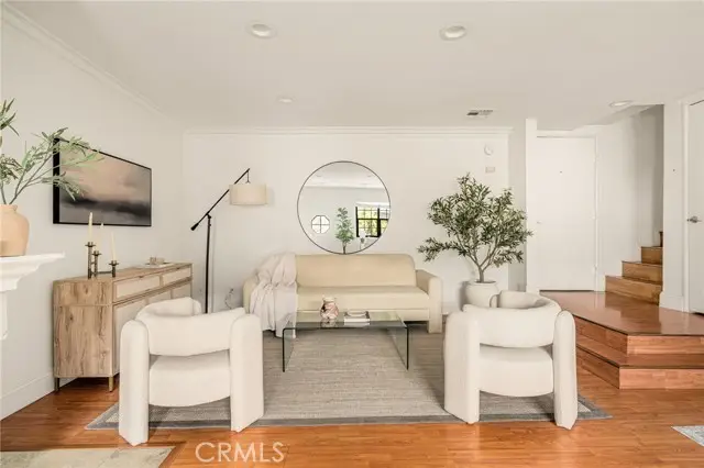 698 Berendo  #206, Los Angeles, CA 90005 - #1