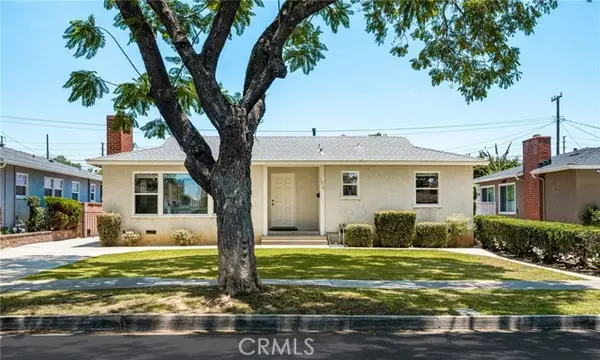 1915 Linwood Avenue, Santa Ana, CA 92705