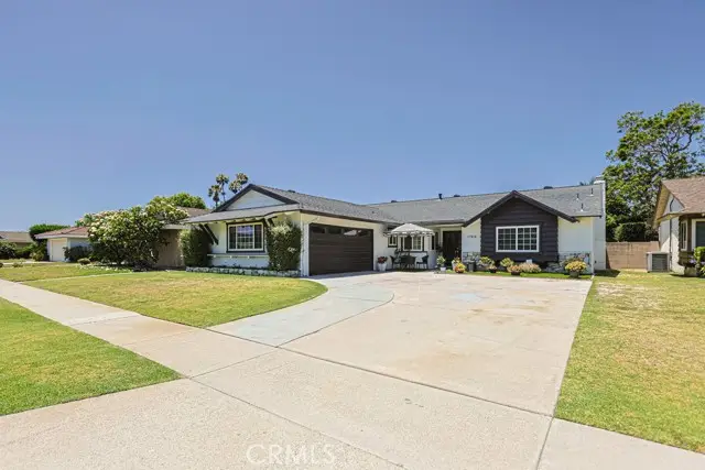 17819 Bay, Fountain Valley, CA 92708 - #2