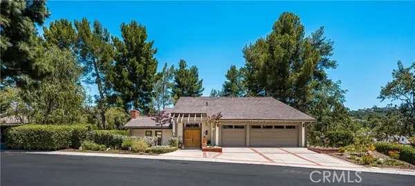 1281 Country Hills, Santa Ana, CA 92705