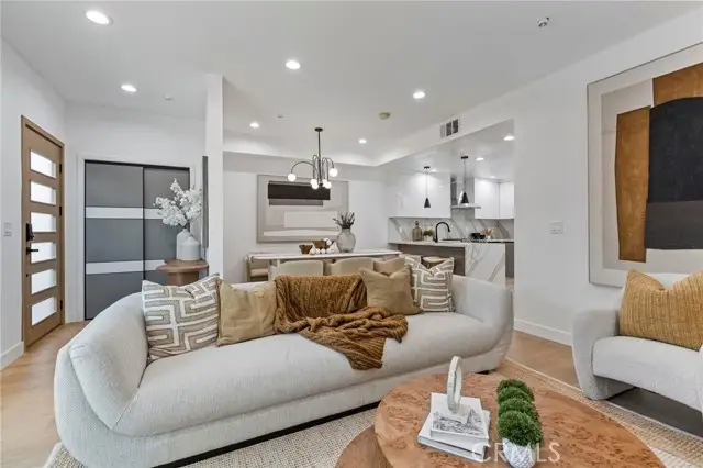 1014 223rd Street  #4, Torrance, CA 90502 - #3