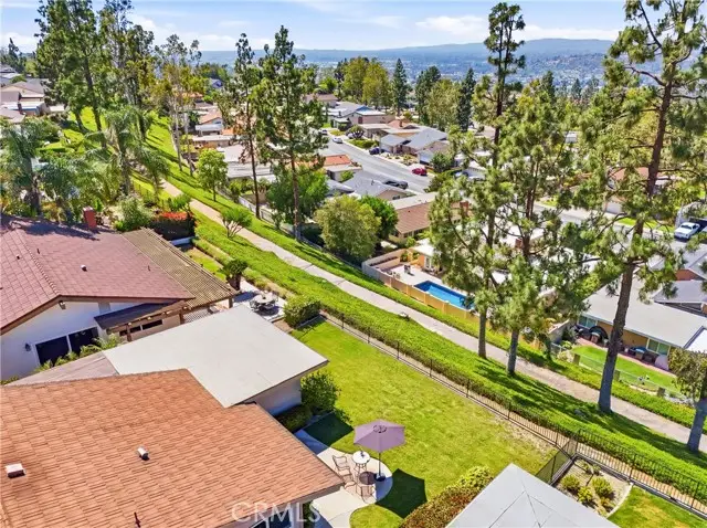 6487 Calle del Norte, Anaheim Hills, CA 92807 - #2